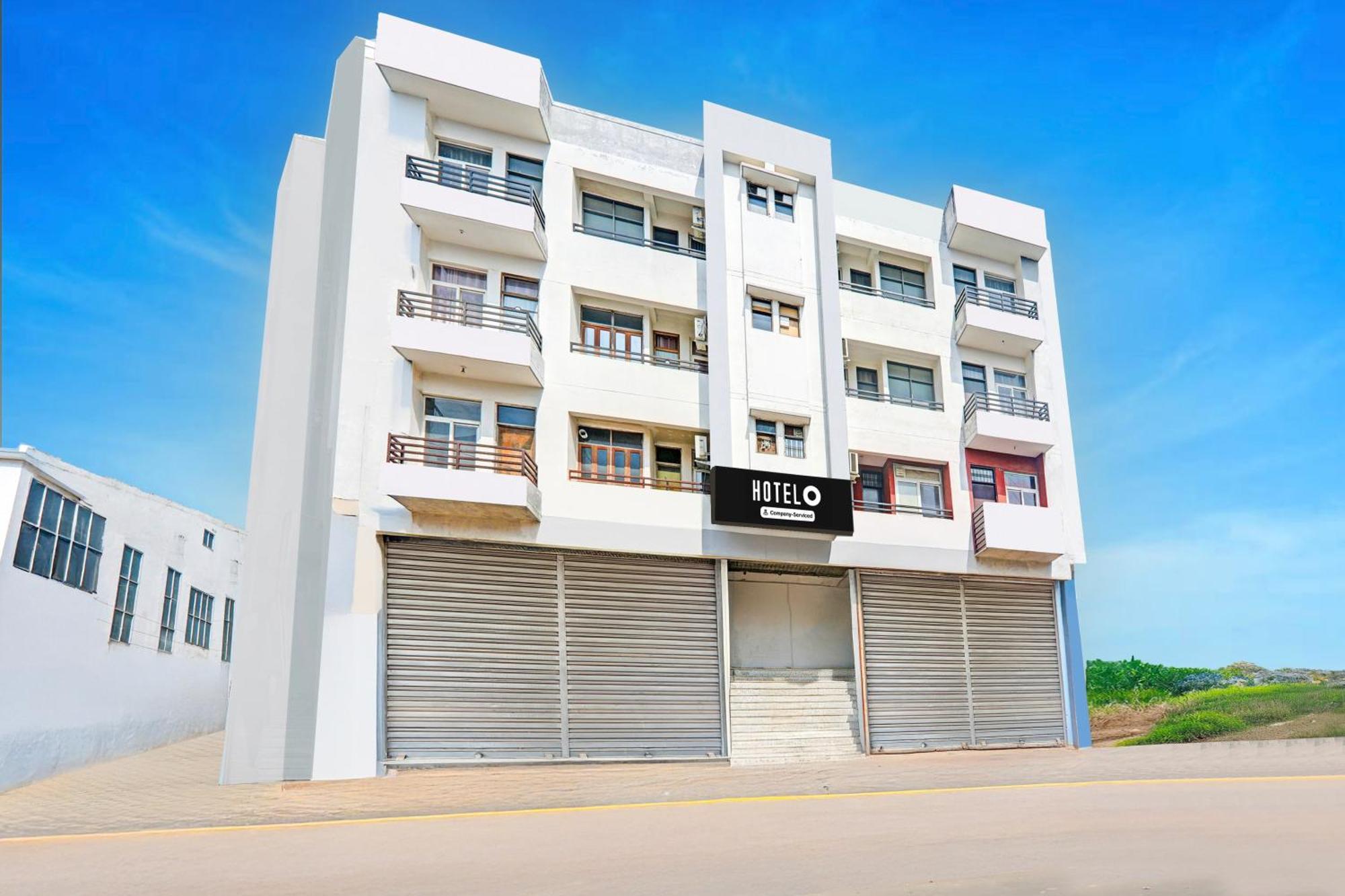 Super Hotel O Jankipuram Near Sahara State Formerly Basera Homes Hasanganj Экстерьер фото