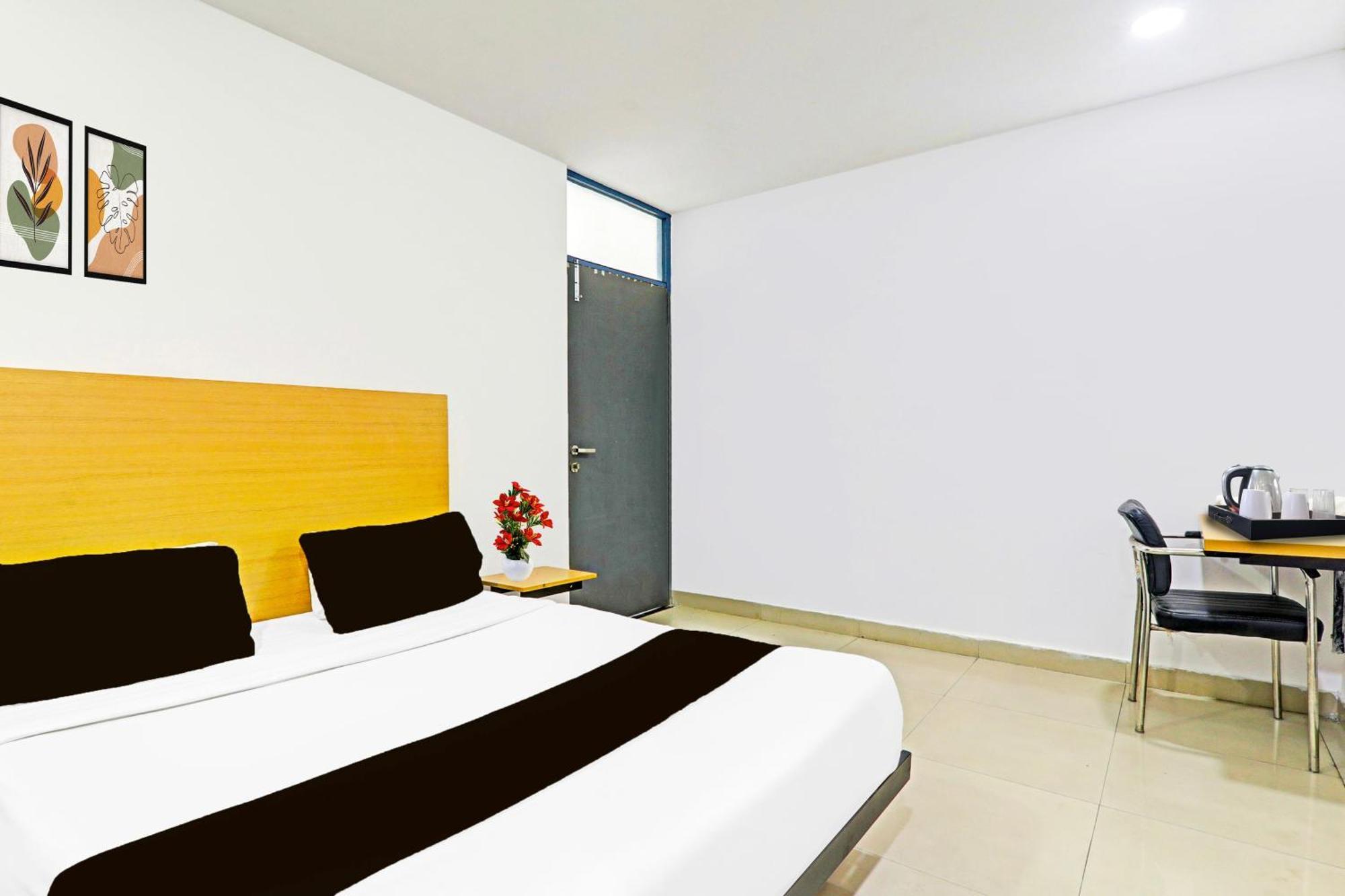 Super Hotel O Jankipuram Near Sahara State Formerly Basera Homes Hasanganj Экстерьер фото