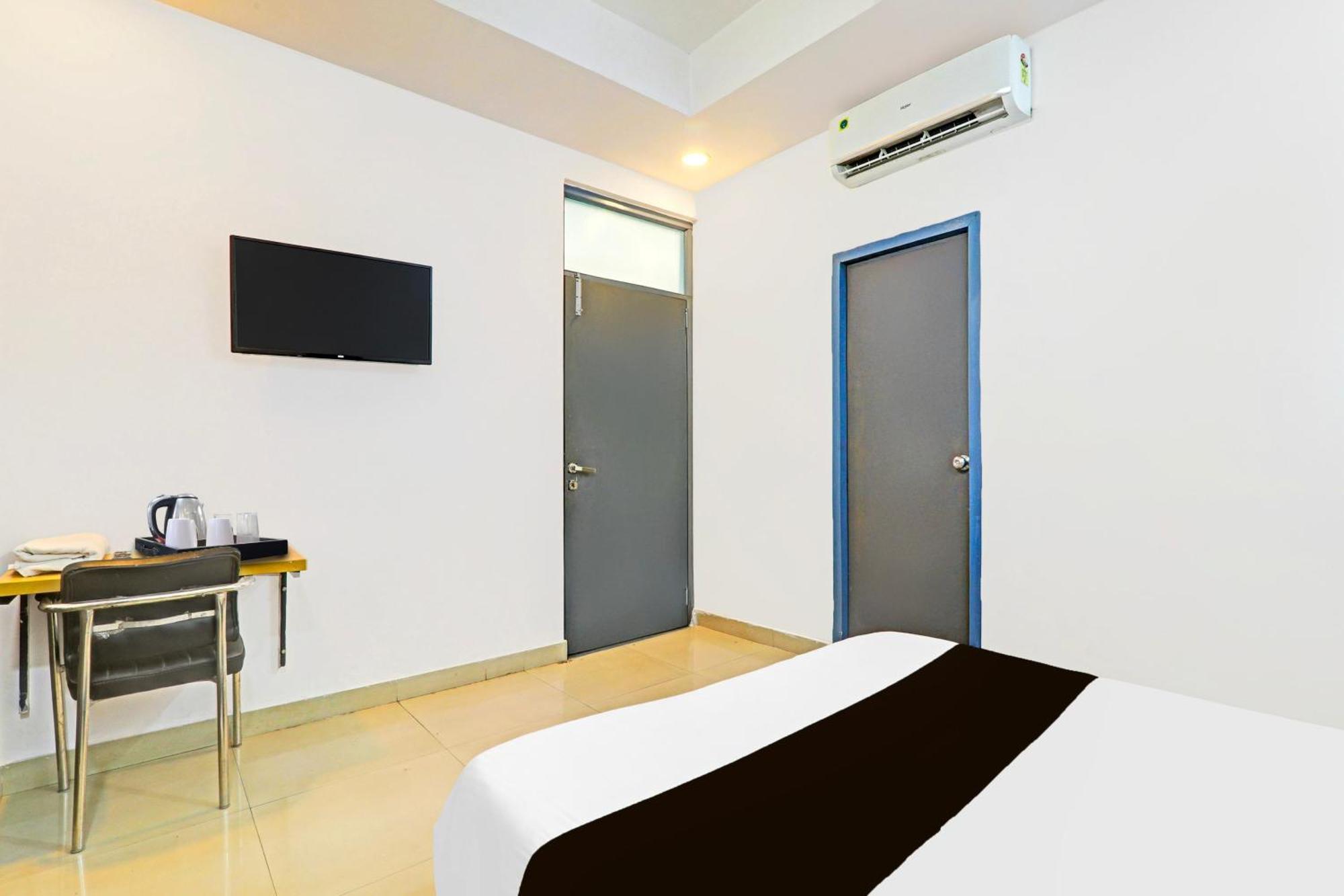 Super Hotel O Jankipuram Near Sahara State Formerly Basera Homes Hasanganj Экстерьер фото